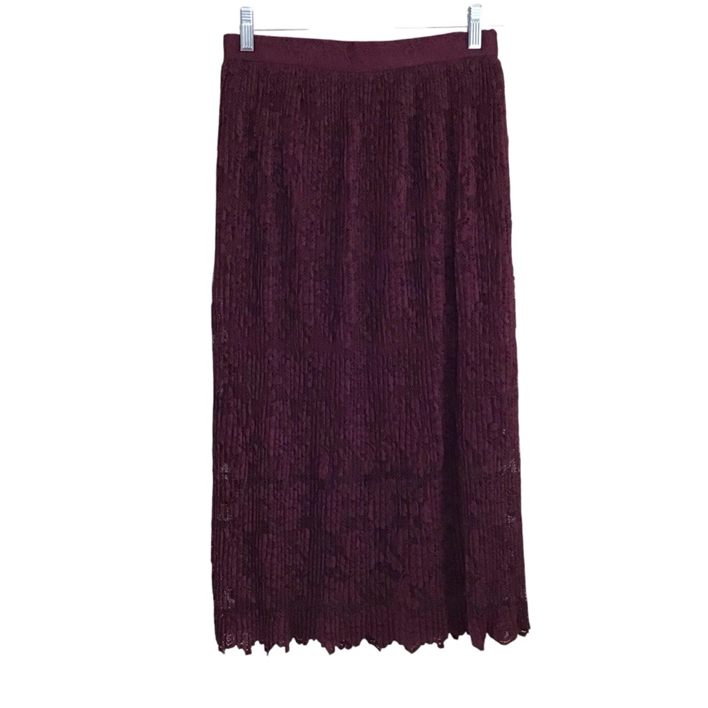 Romeo and Juliet Couture Wine Lace Accordion Skirt M NWT Fairycore